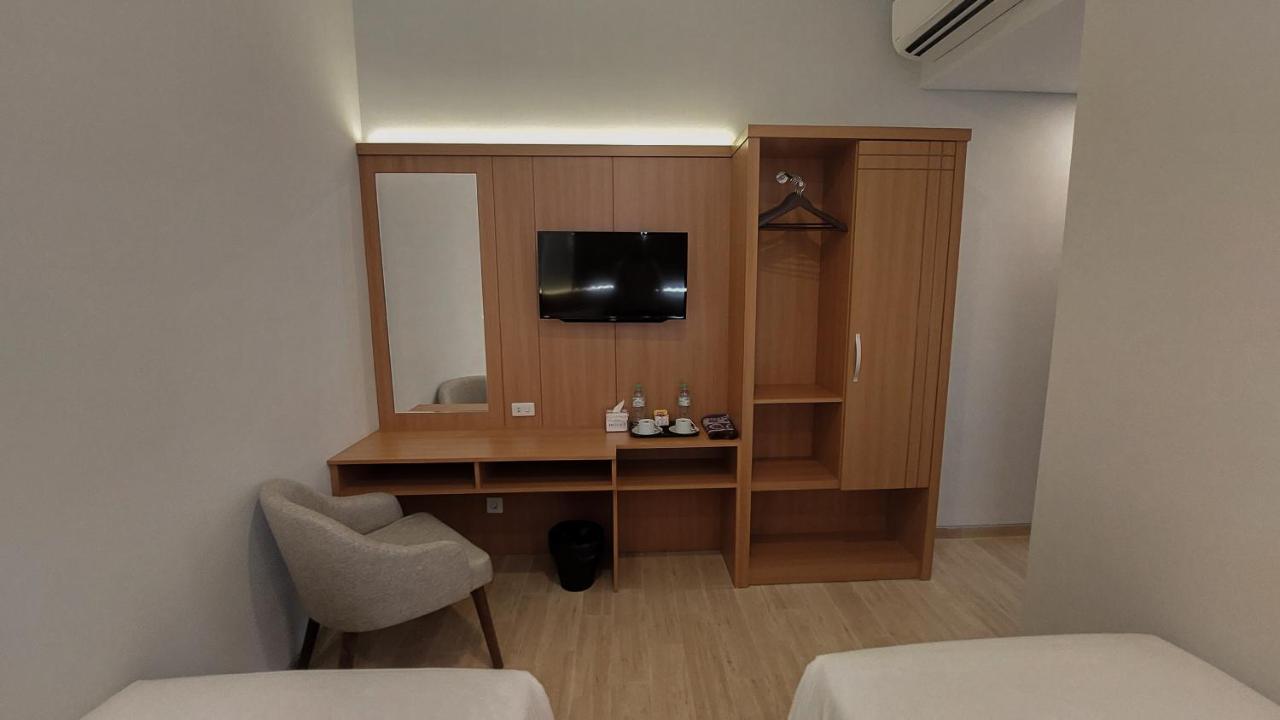 Ayman Syariah Hotel Surabaya Luaran gambar